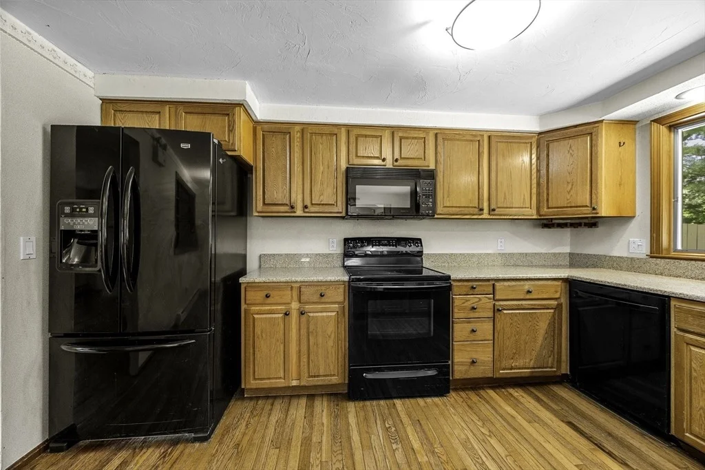 Photo of 5 Carl Gardner Rd