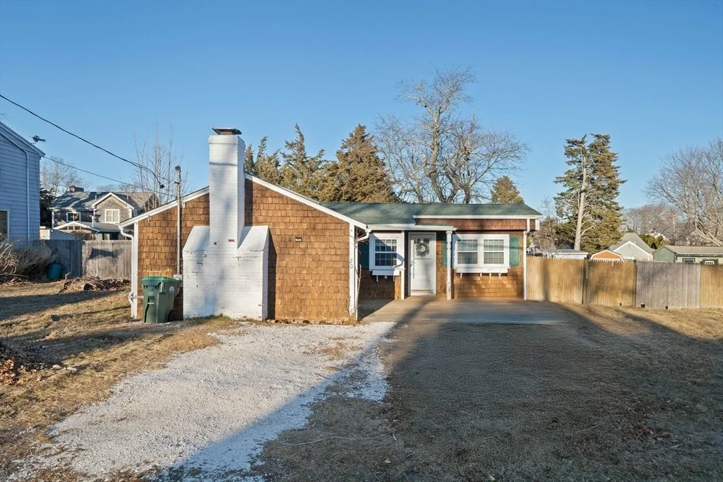 Photo of 20 Dundee Dr.