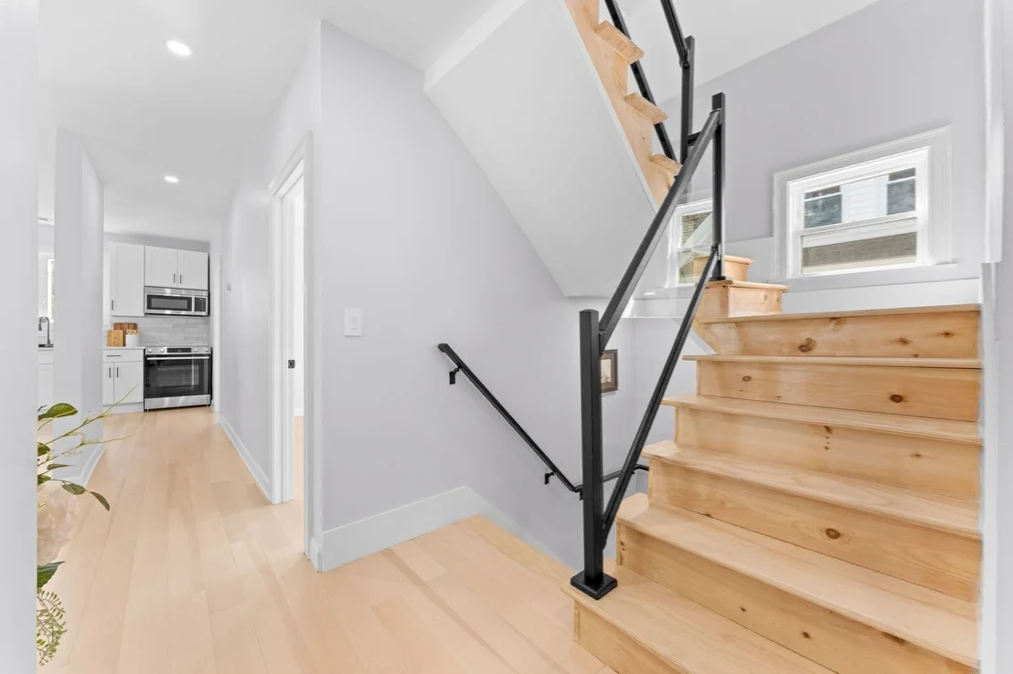 Photo of Unit 2 at 446 Broadway