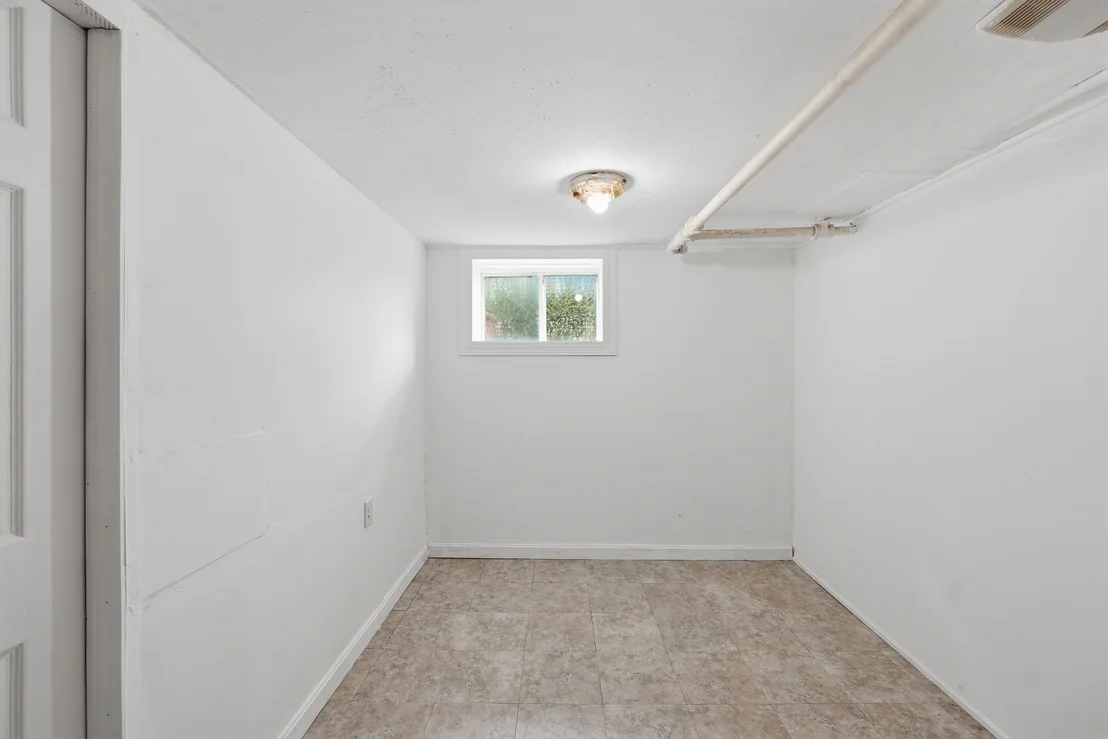 Photo of 165 Fairmont Ave