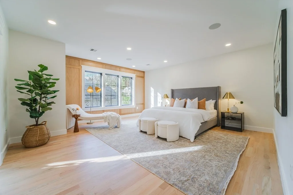 Photo of 6 Newbury Park