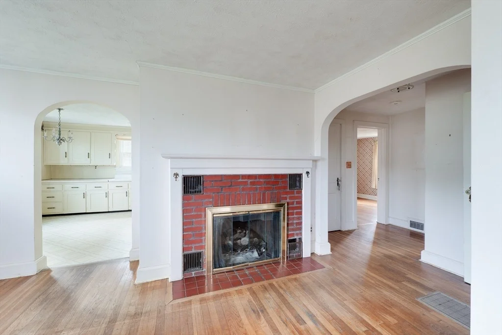 Photo of 39 Harold Ave