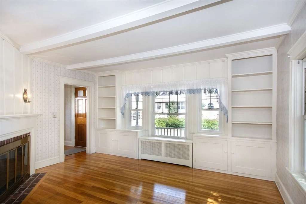 Photo of 10 Elmlawn Rd