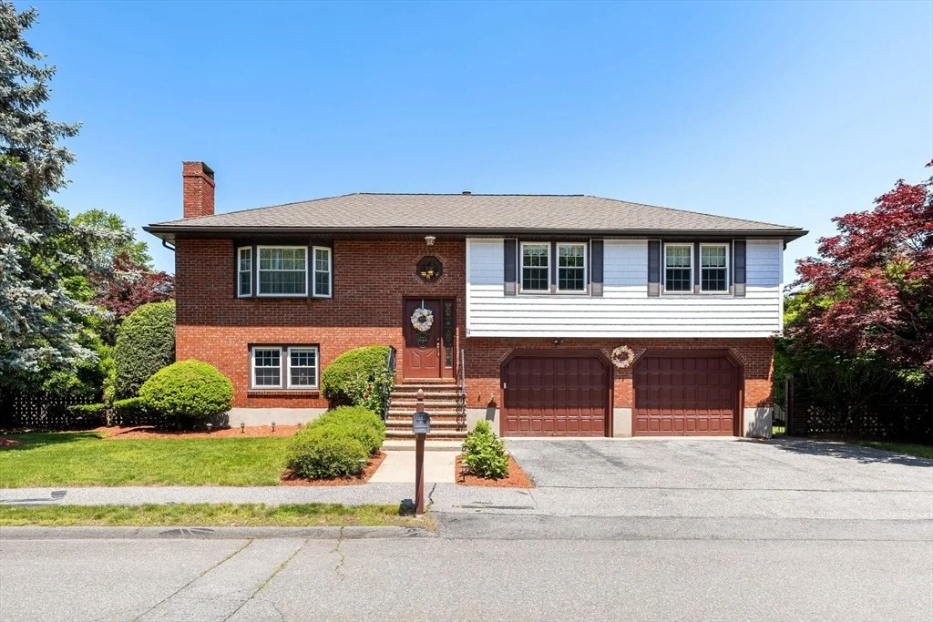 Photo of 11 Sparhawk Cir
