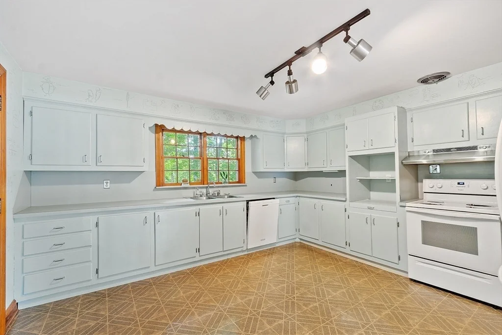 Photo of 41 Summit Ave