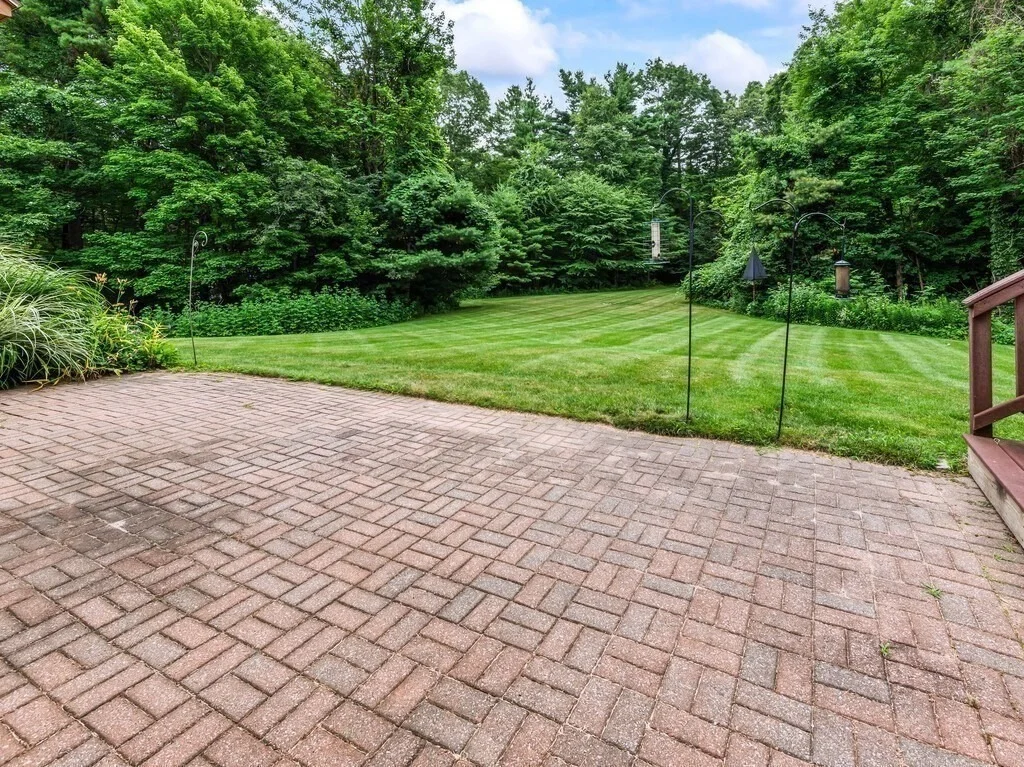 Photo of 22 Oak Cir