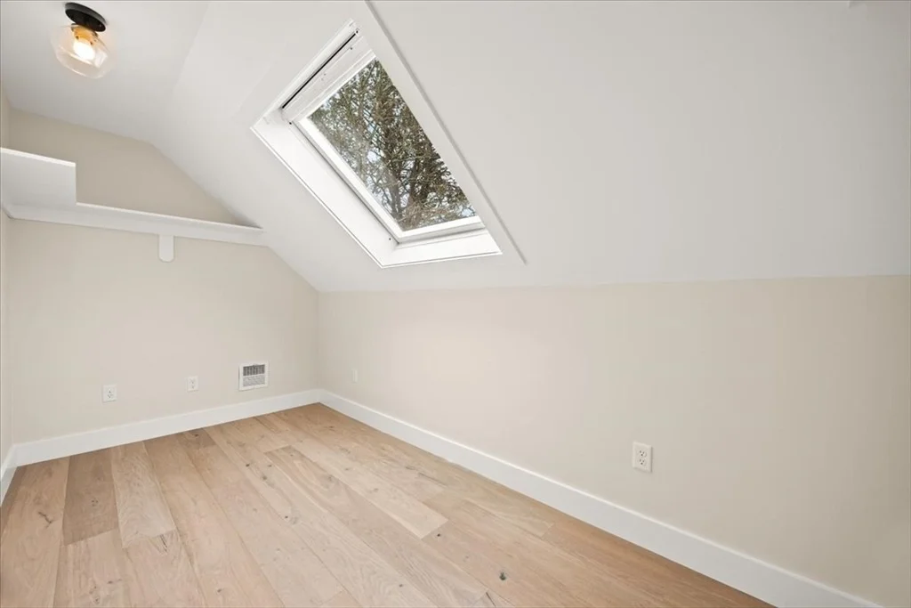 Photo of 67 Whippoorwill Cir