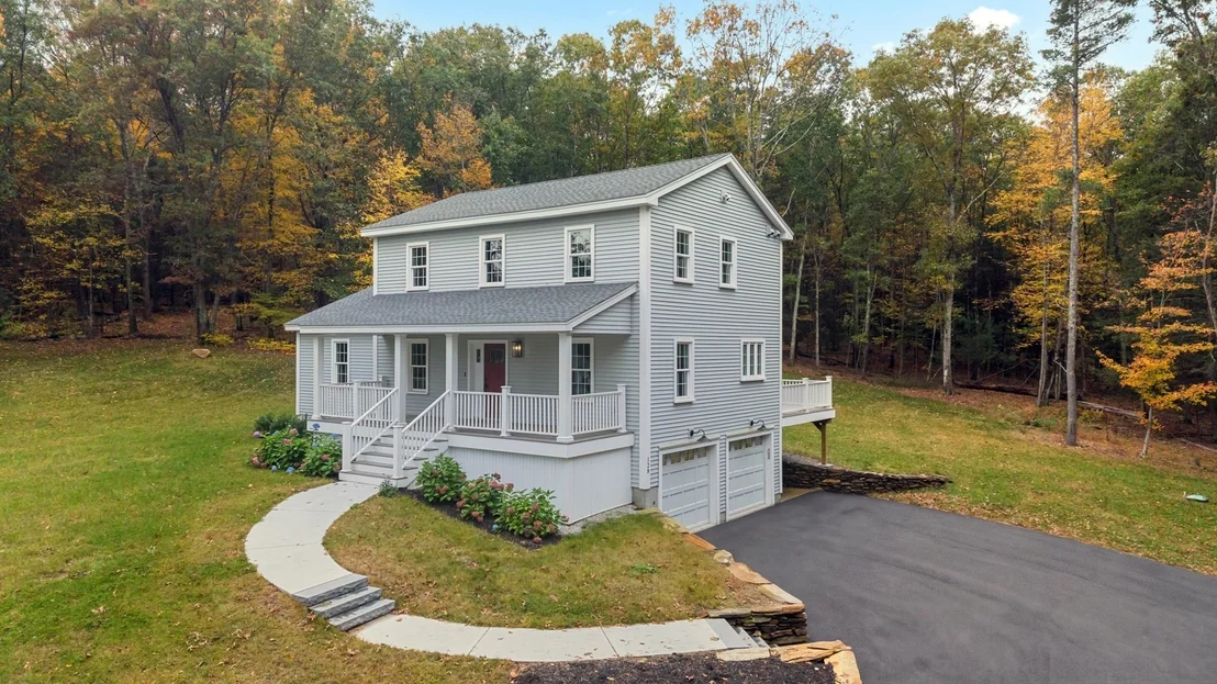 Photo of 128 Old Southbridge Road