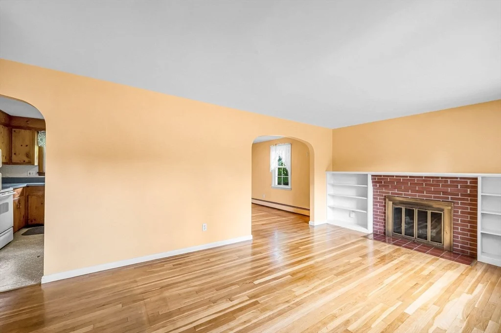 Photo of 116 Longmeadow Ave