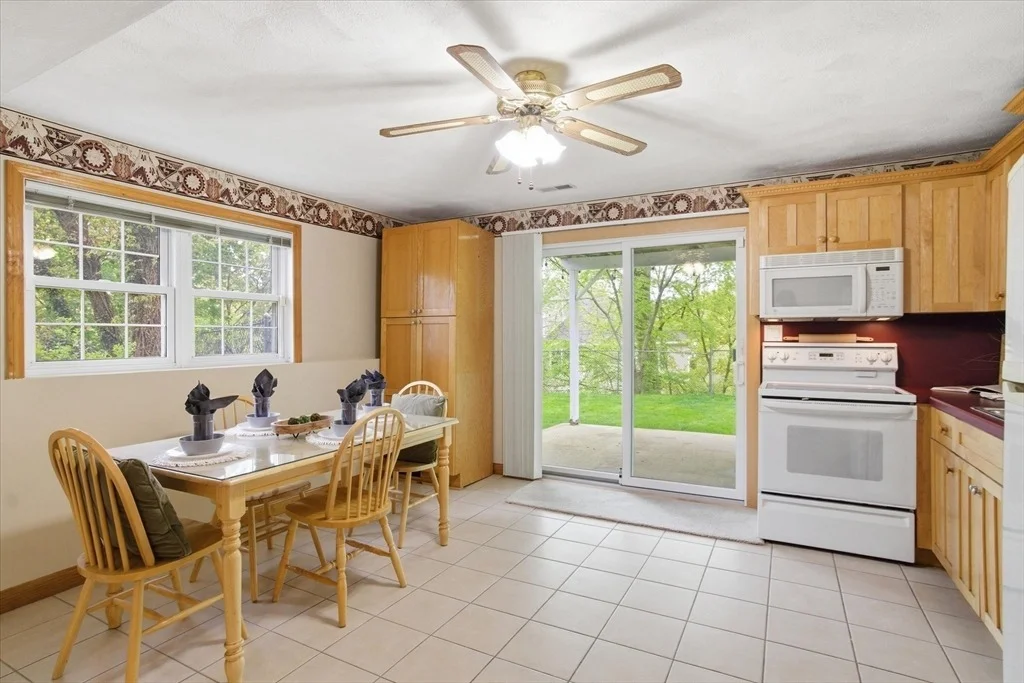 Photo of 18 Oakridge Dr