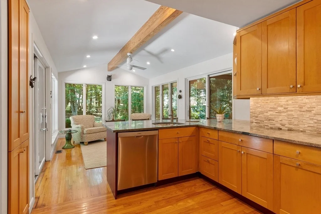 Photo of 221 Pope Rd