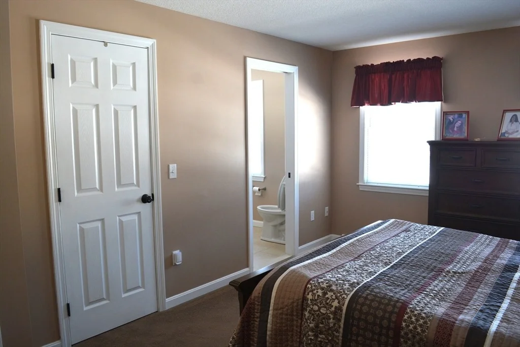 Photo of 76 Cardinal Lane