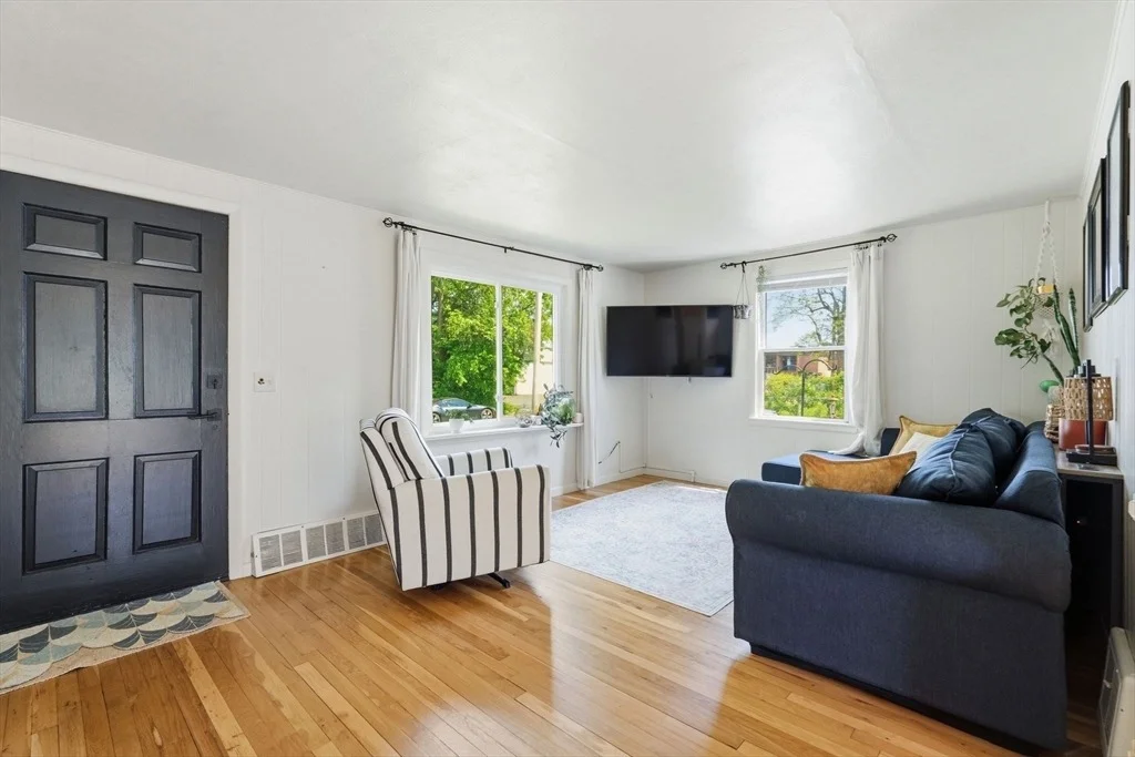 Photo of 44 Harding St