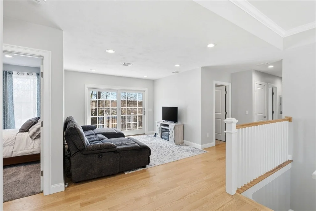 Photo of 70 Shady Ln