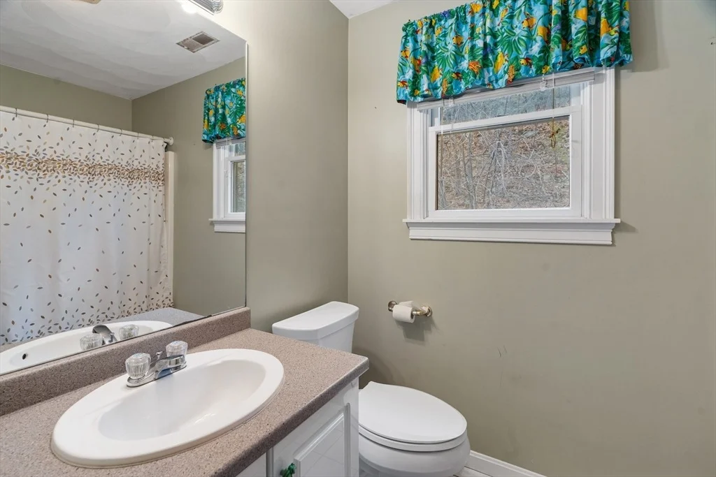 Photo of 7 Litchfield Road
