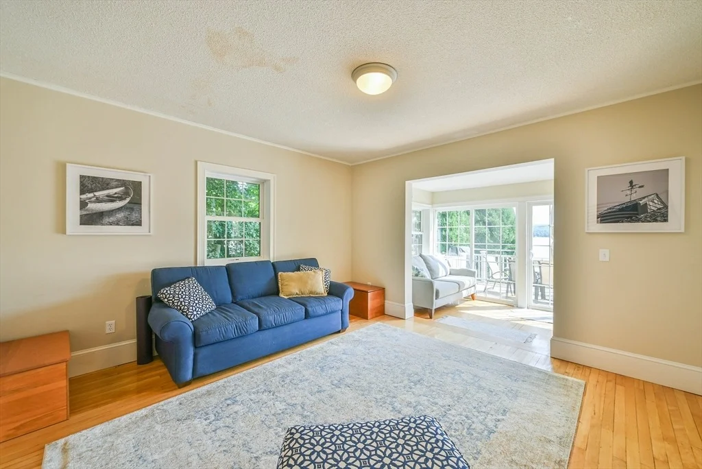 Photo of 261 Thompson Road