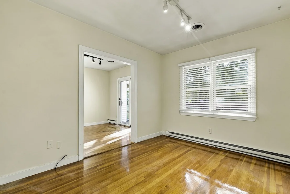 Photo of 10 Munson Street