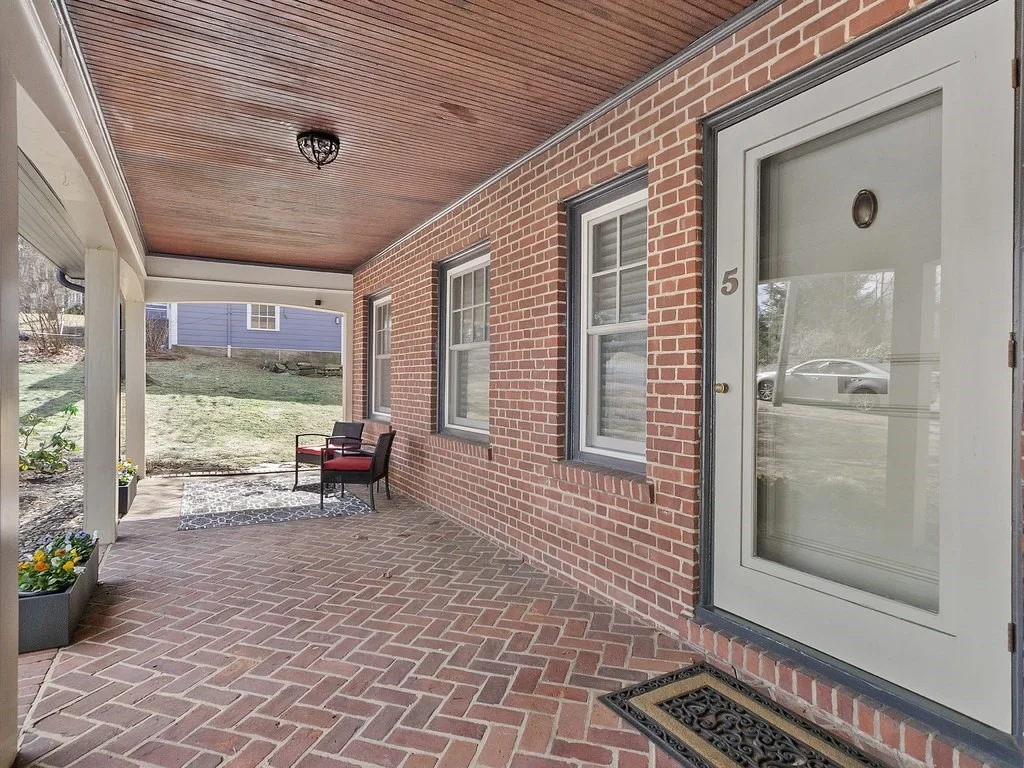Photo of 5 Summit Avenue