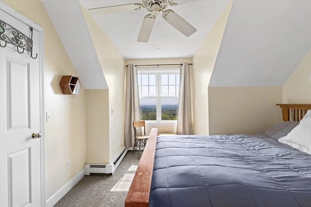 Photo of 152 Mountain Rd