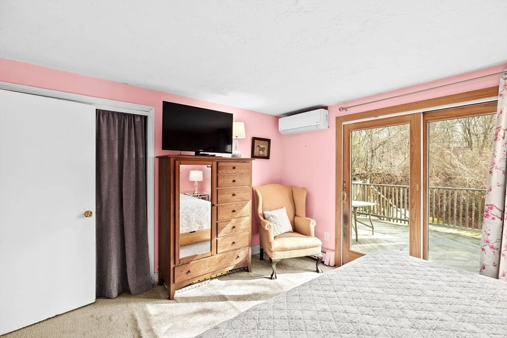 Photo of 4 Sanford St