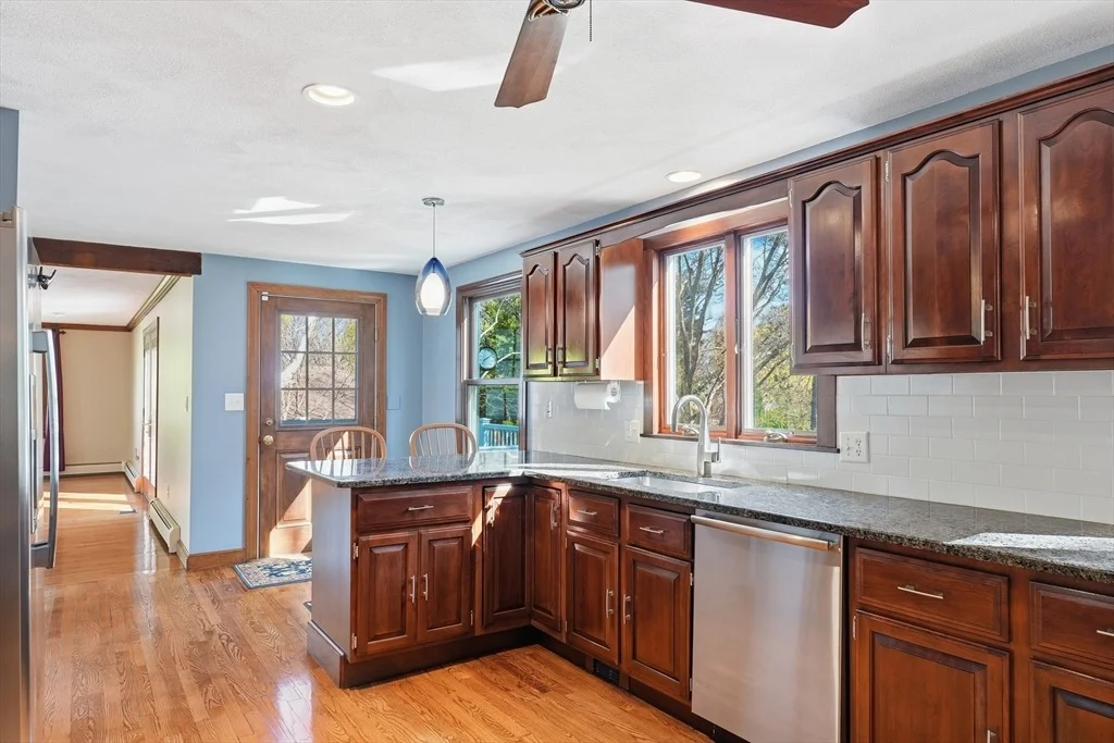 Photo of 10 Oxbow Rd