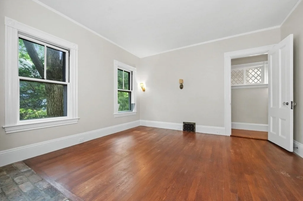 Photo of 63 Hyde St