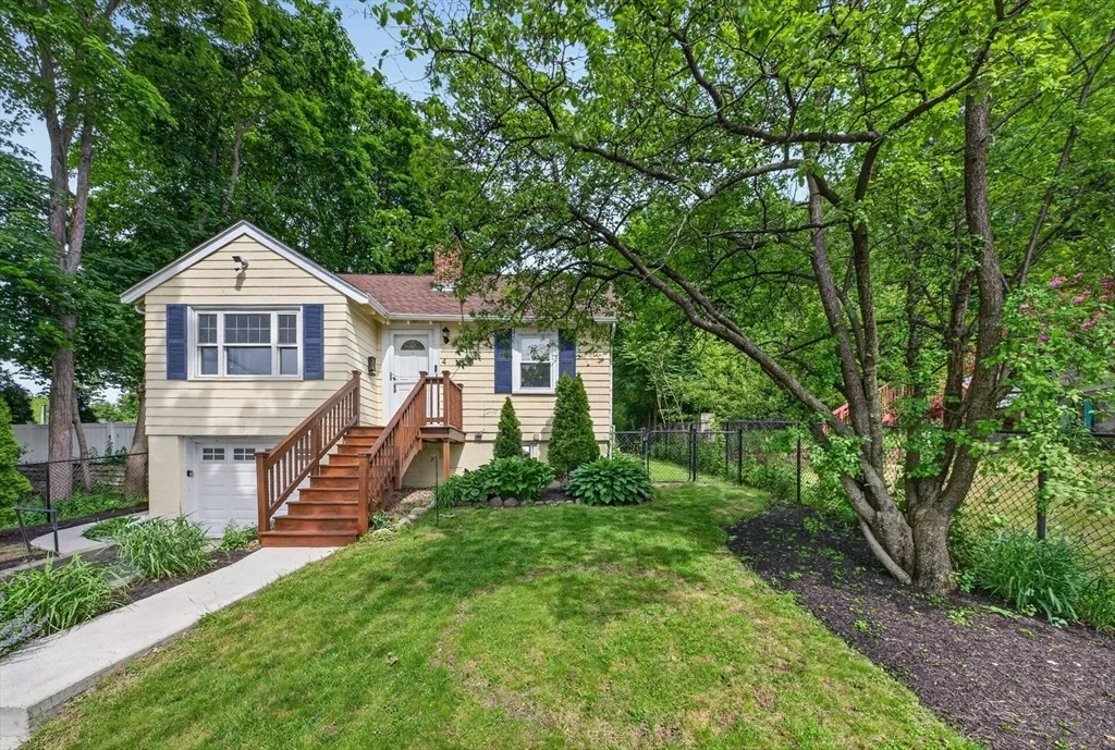 Photo of 4 Irving St