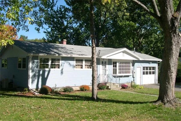 Photo of 4 Clairmoor