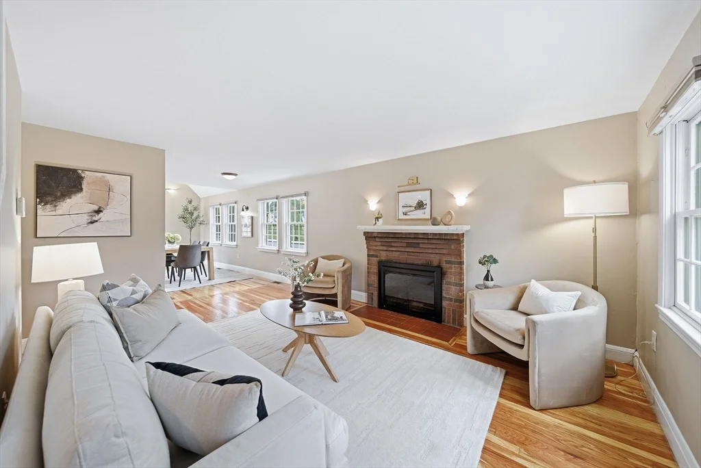 Photo of 28 Myopia Rd