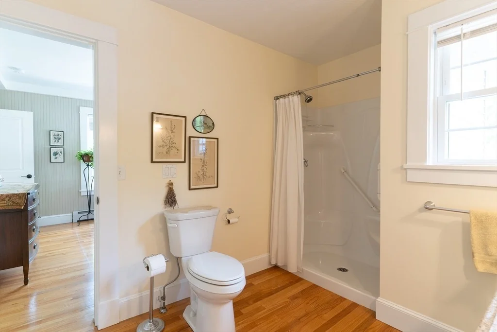 Photo of 38 Warepoint Rd