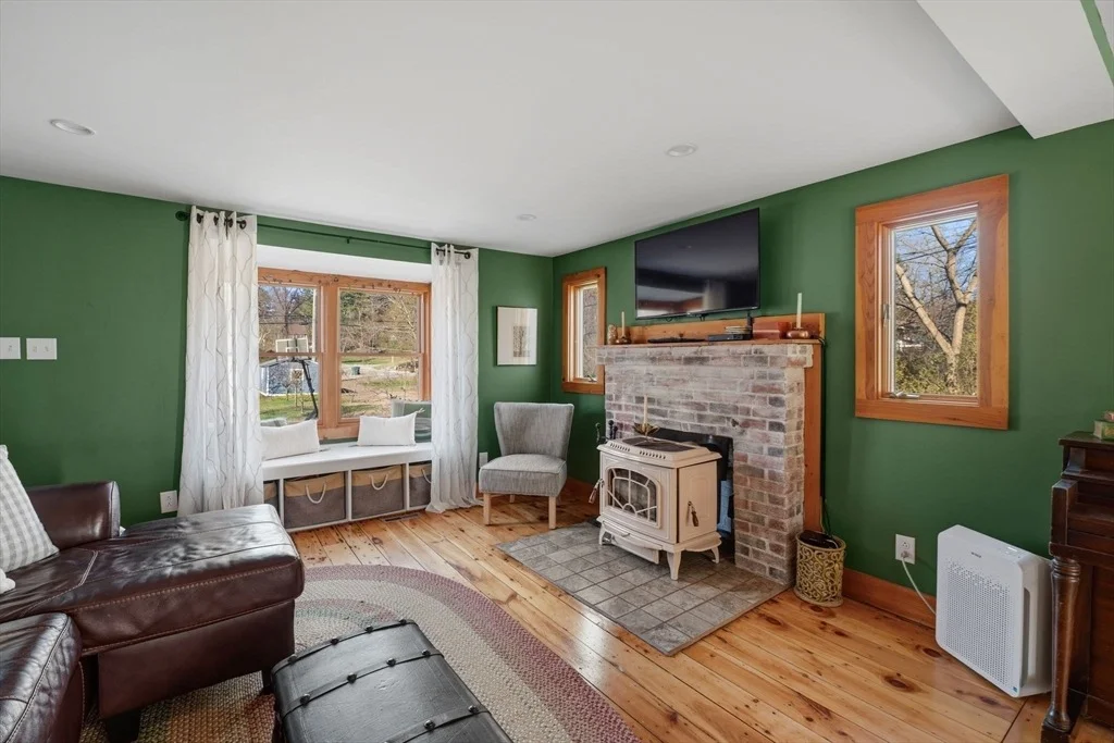 Photo of 408 Central St
