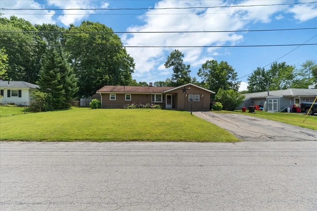 Photo of 31 Stephen Dr