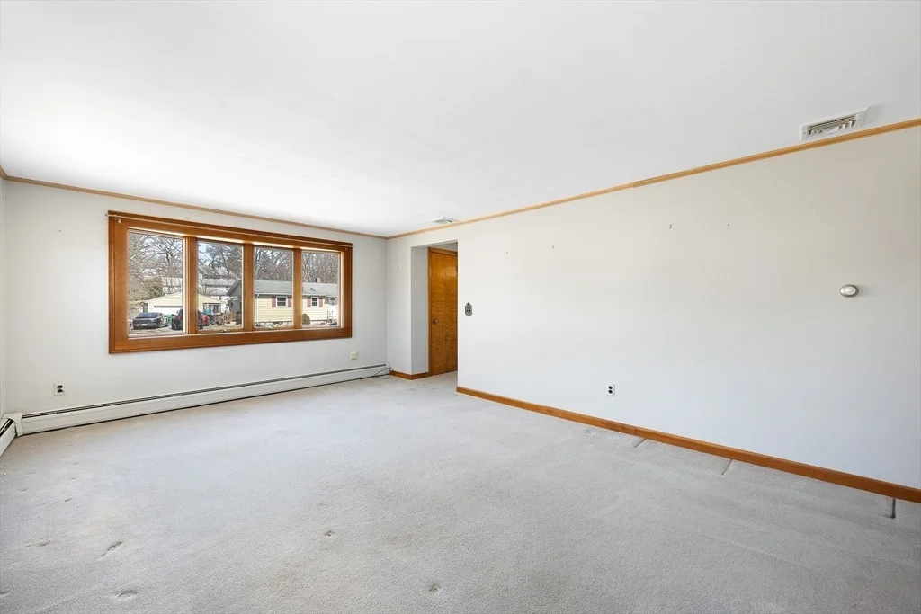Photo of 47 Boucher Cir