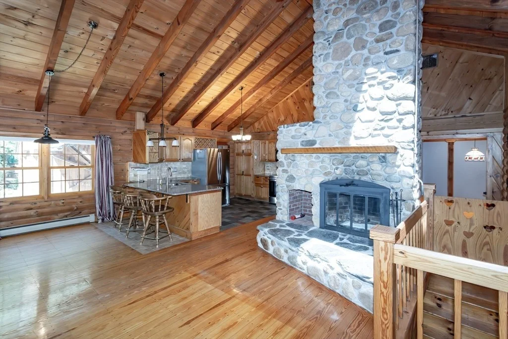 Photo of 457 Montgomery Rd