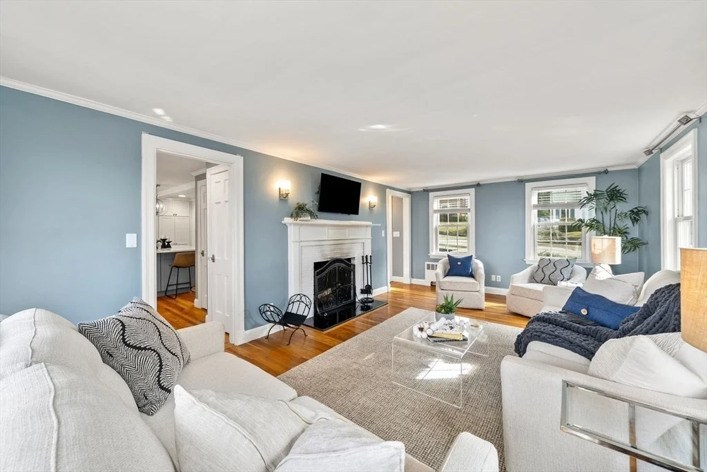 Photo of 166 Hillcrest Road