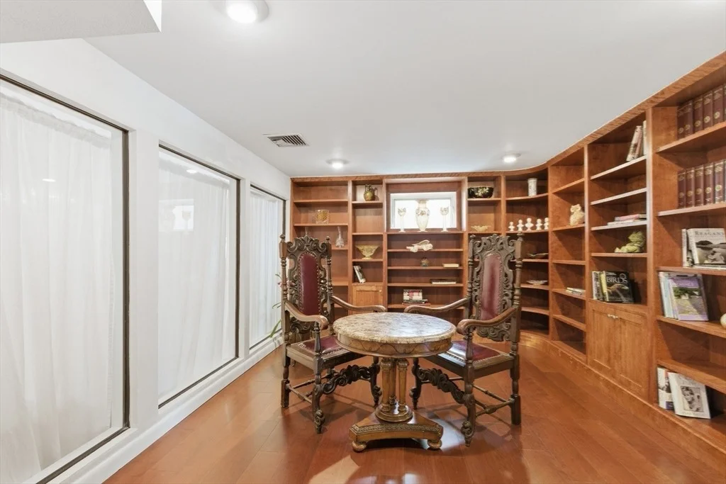 Photo of 250 Wilson Rd