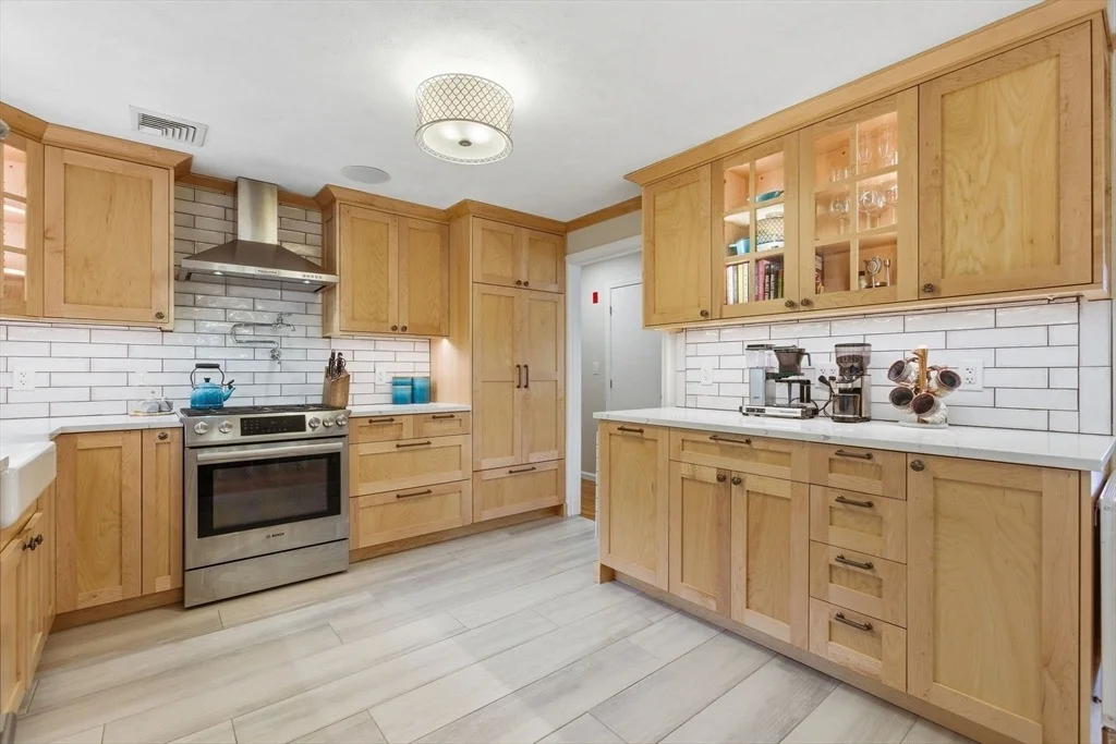 Photo of 66 Phillips Cir