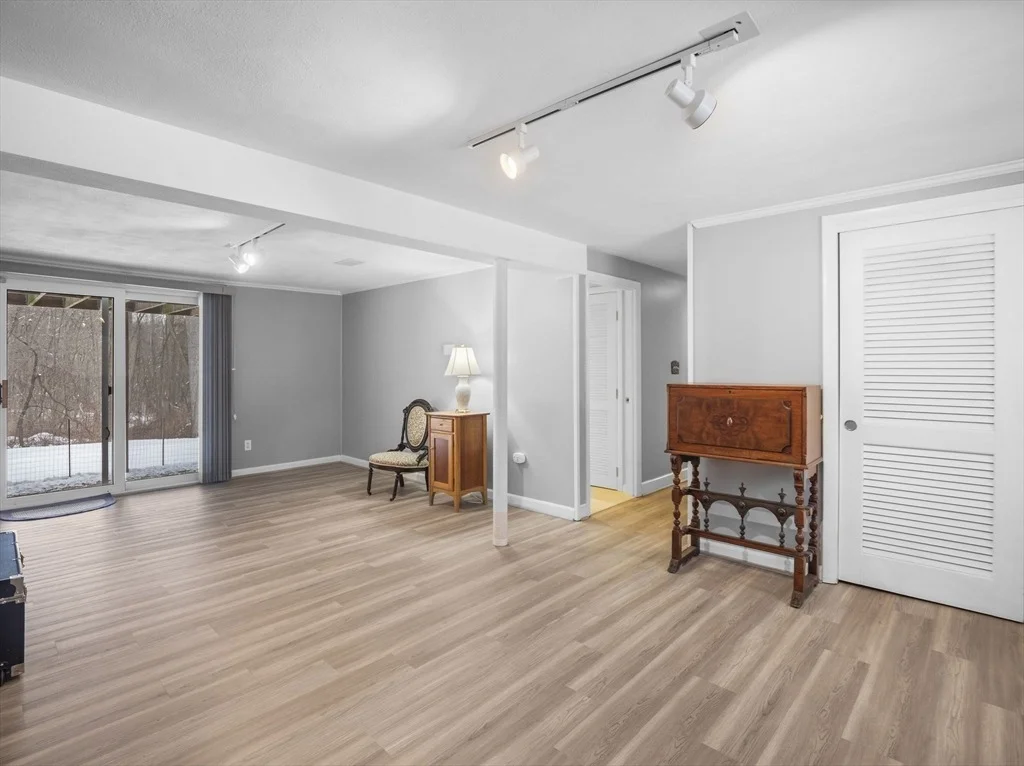 Photo of 351 Edmands Road