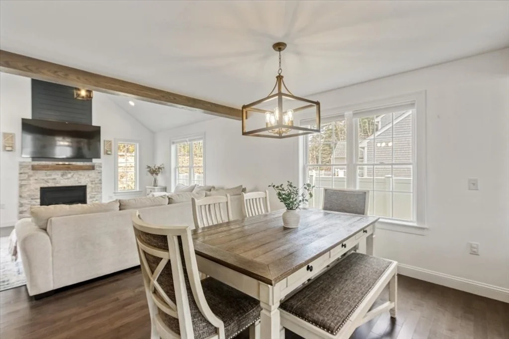 Photo of 4 Barrows Brook Cir