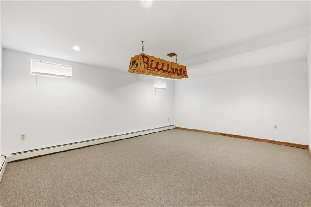Photo of 6 Hoover Rd