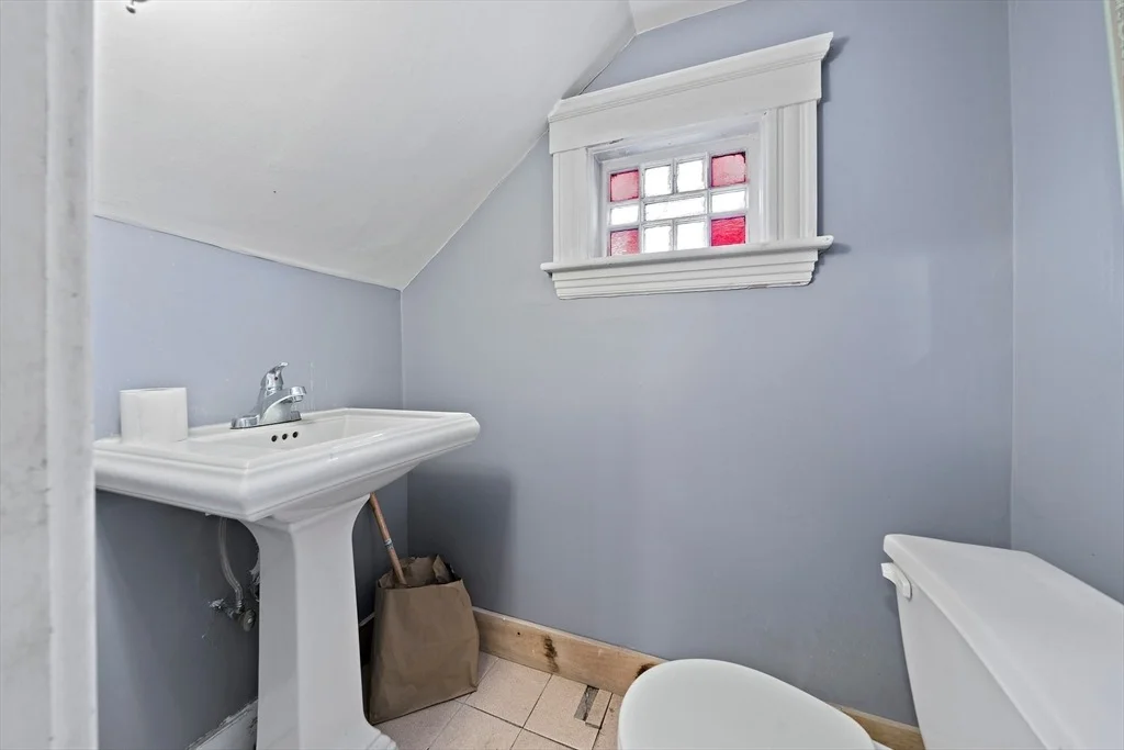 Photo of 10 Trowbridge Rd