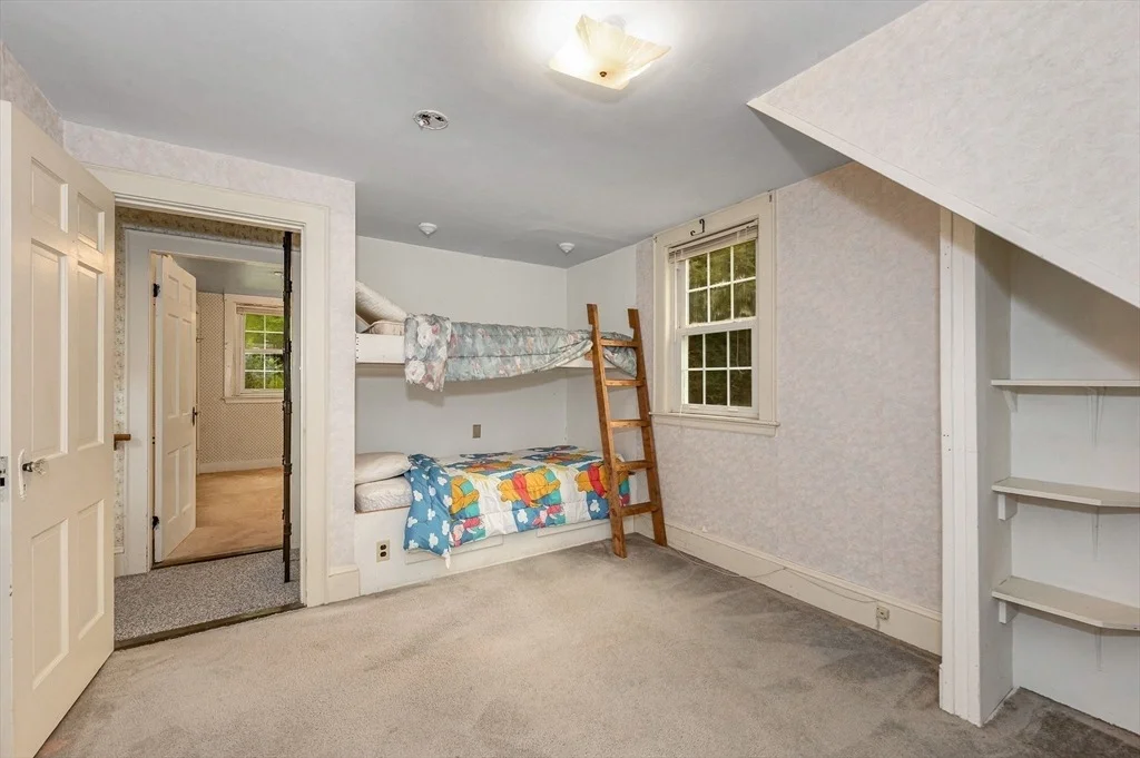 Photo of 160 Forest St