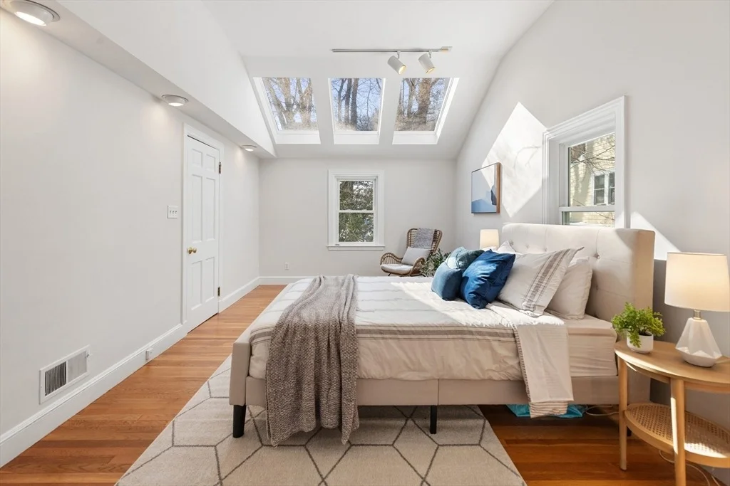 Photo of 115 Gloucester St