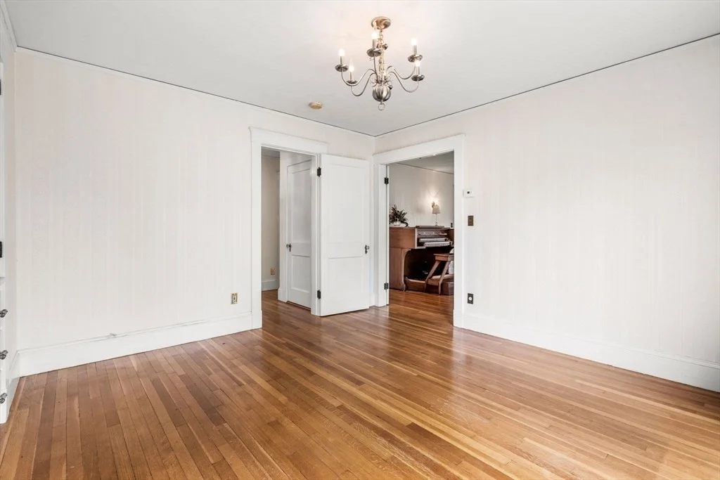 Photo of 8 Auburn Rd