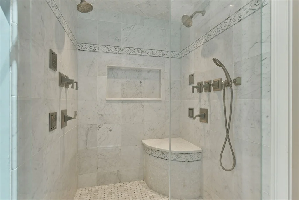 Photo of 135 Free St