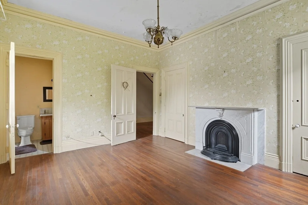 Photo of 18 Elm St