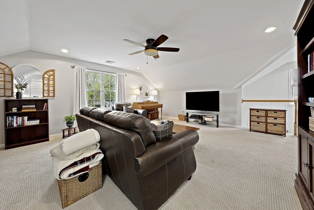 Photo of Unit 7 at 7 Evergreen Circle