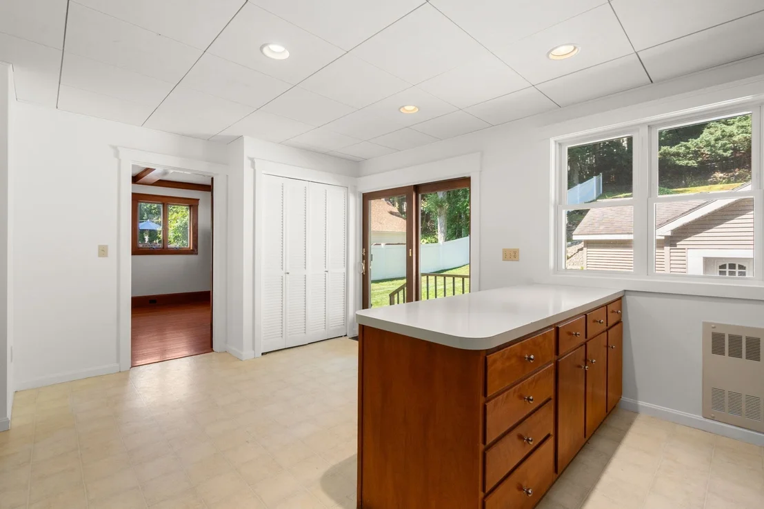 Photo of 43 Laconia Rd