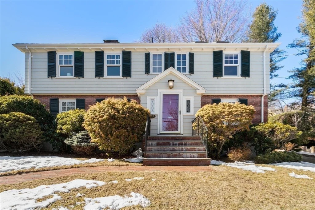 Photo of 72 Elizabeth Rd.
