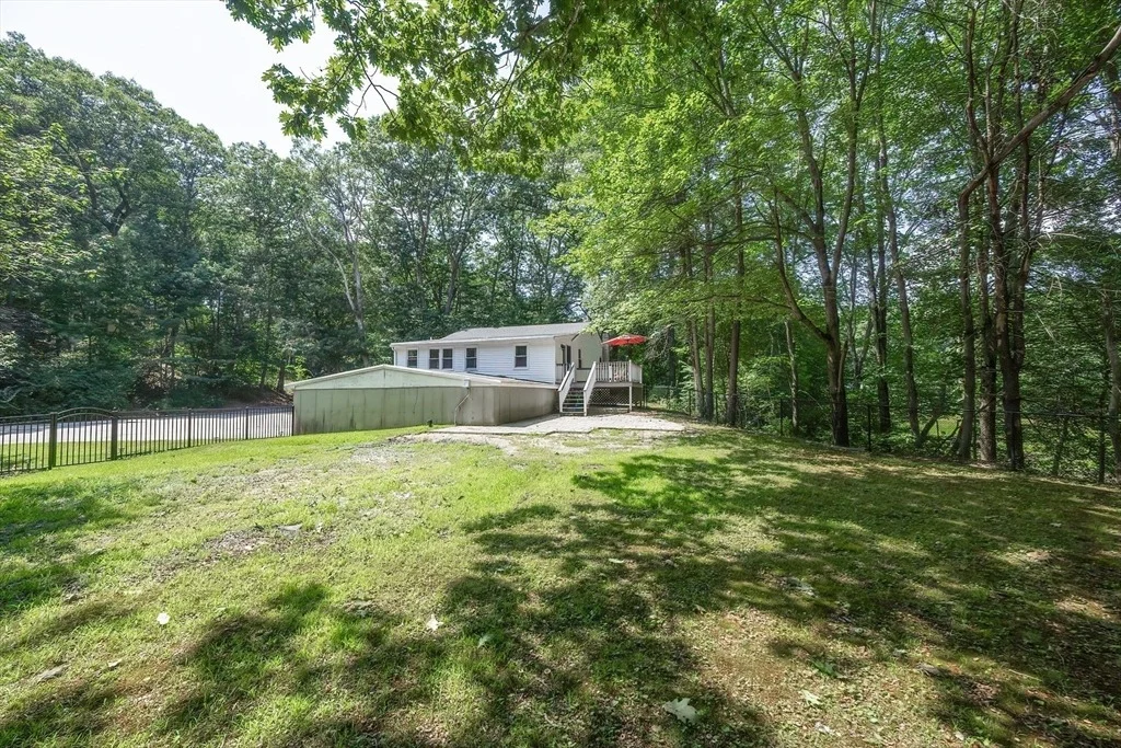 Photo of 103 Leland Rd